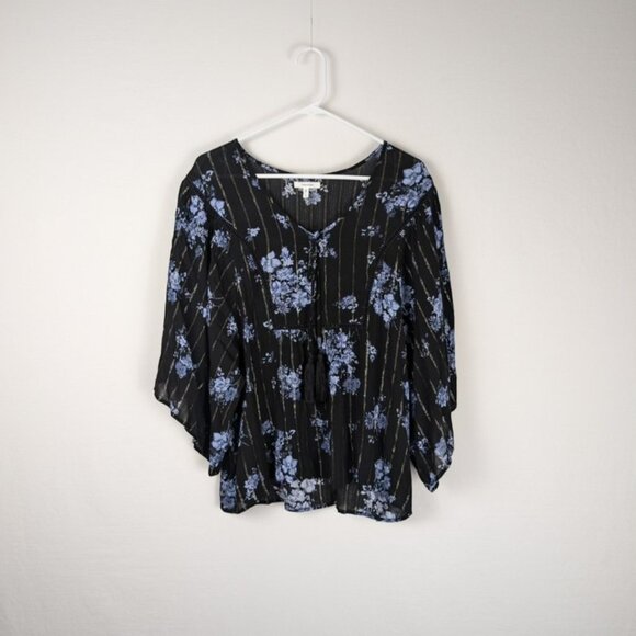 Womens L blouse from Maurices - Picture 1 of 3